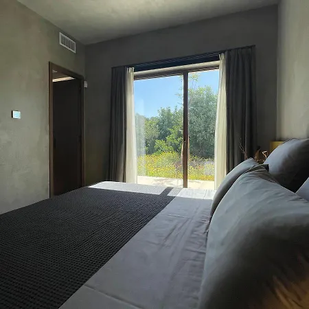 Crea Villa